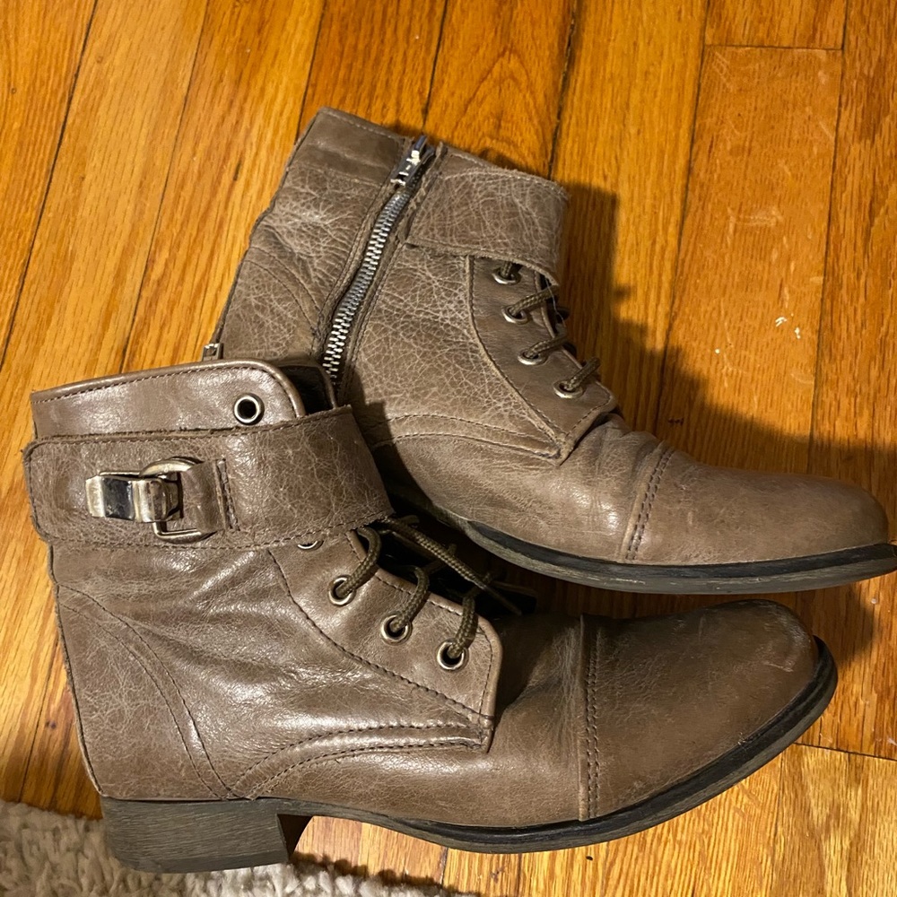 Steve Madden leather booties